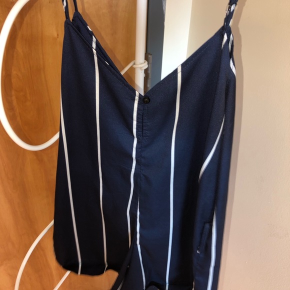 romper - Picture 2 of 4